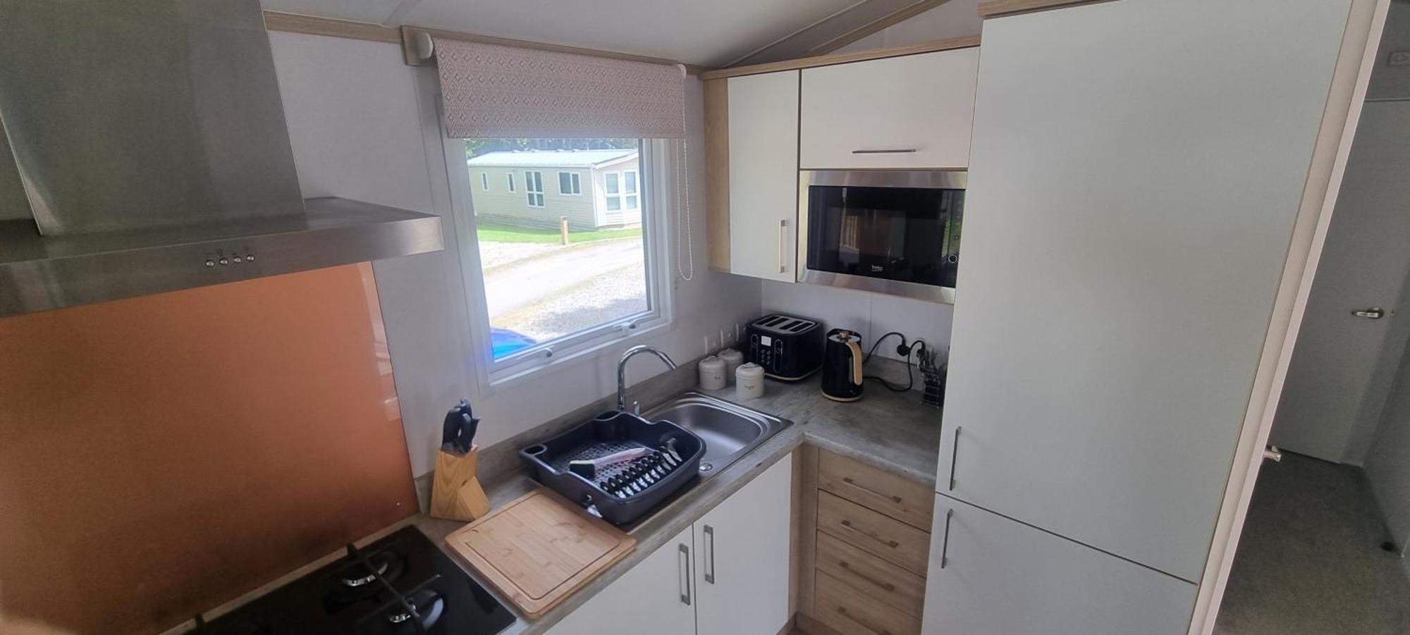 Lynton Lodges Atlas Evanton Exterior photo